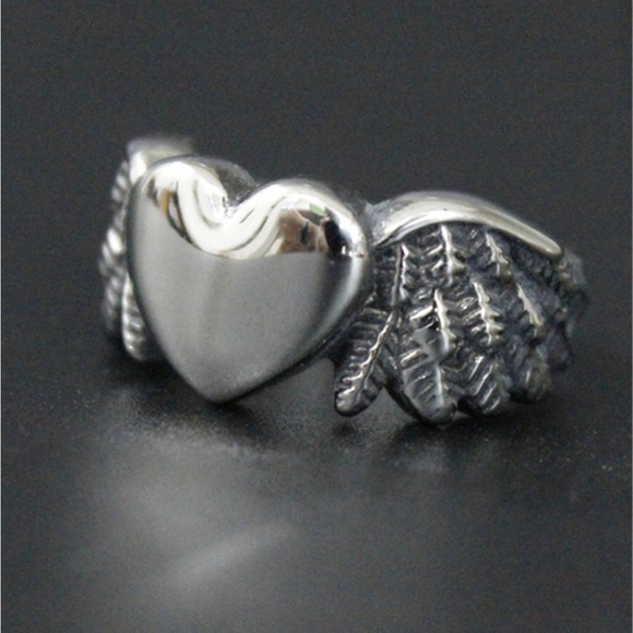 Heart Angel Wing Feather Band Ring Silver - Picture 2 of 2